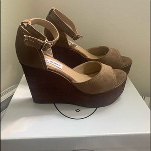 Steve Madden Platform